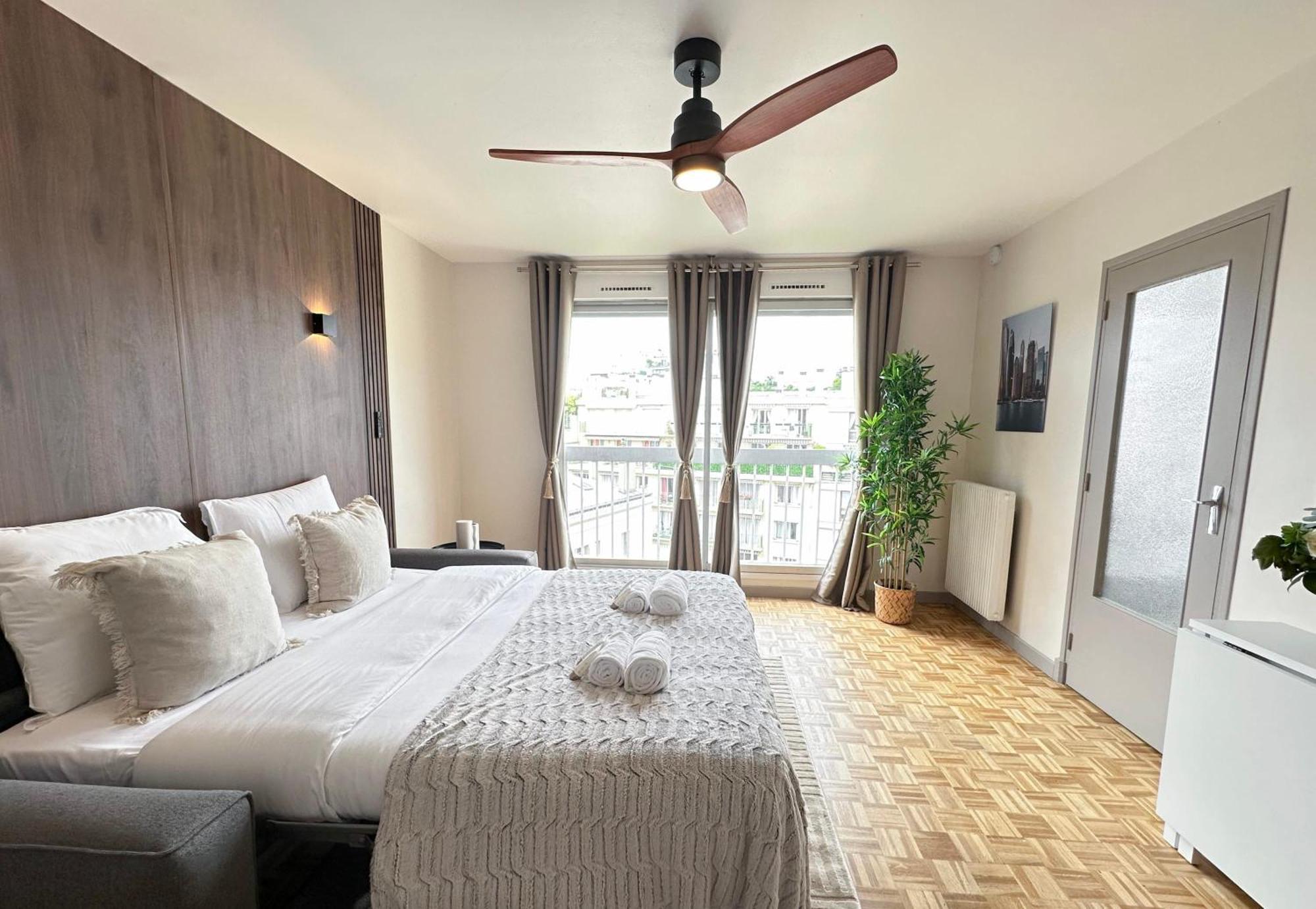 Brand-New Studio With Eiffel Tower View 巴黎 外观 照片